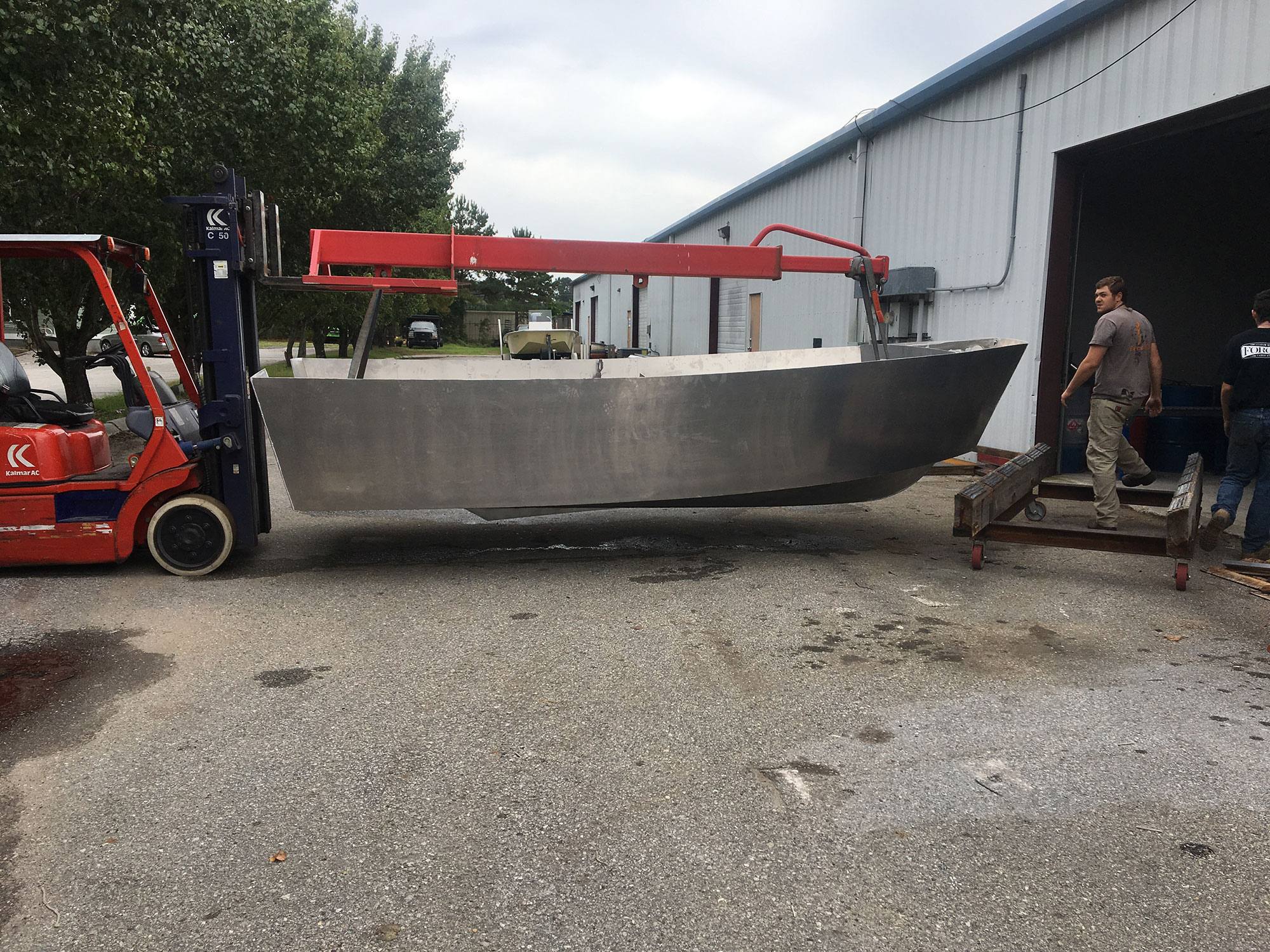custom fabrication & marine services